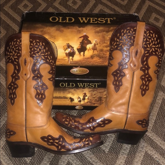 Old west boots - Picture 1 of 3